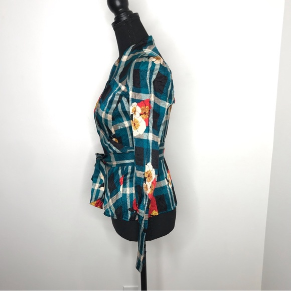 Diane Von Furstenberg 100% Silk Irlan Wrap Blouse - Picture 6 of 10